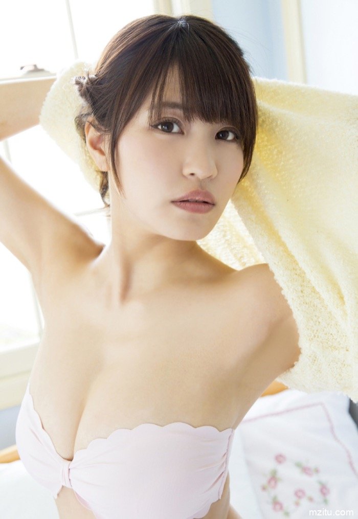 日本绝世霸乳出没 H级巨乳美女岸明日香清新甜美惹人喜爱(25)