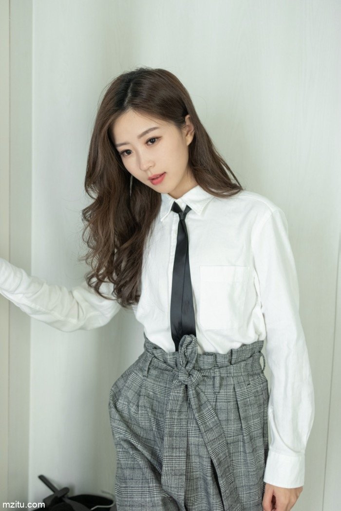 美女你要去何处？商场三楼优衣库(30)