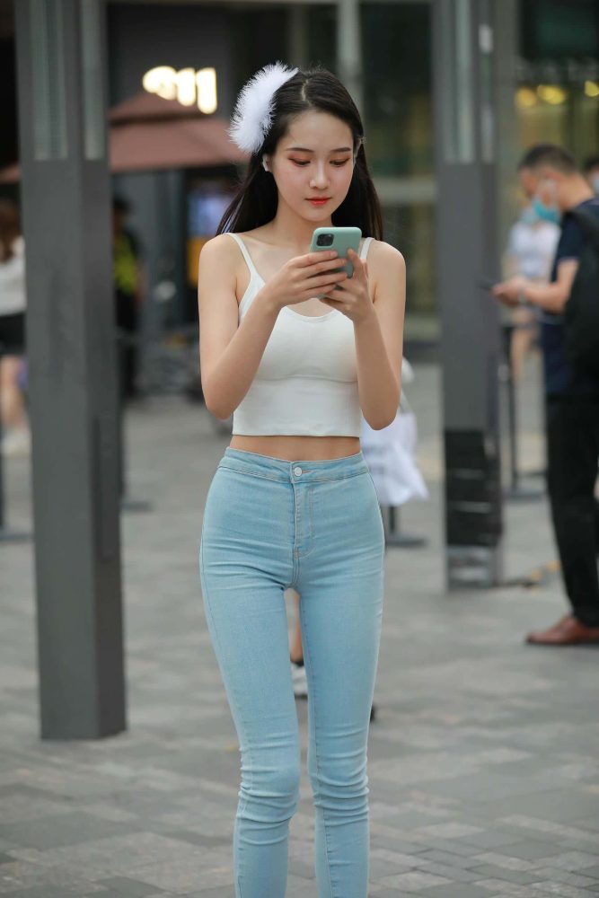 非常漂亮的牛仔裤女孩【98P】J2144-影集库