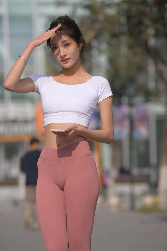 粉红色瑜伽裤女孩【 583P】J4915-影集库