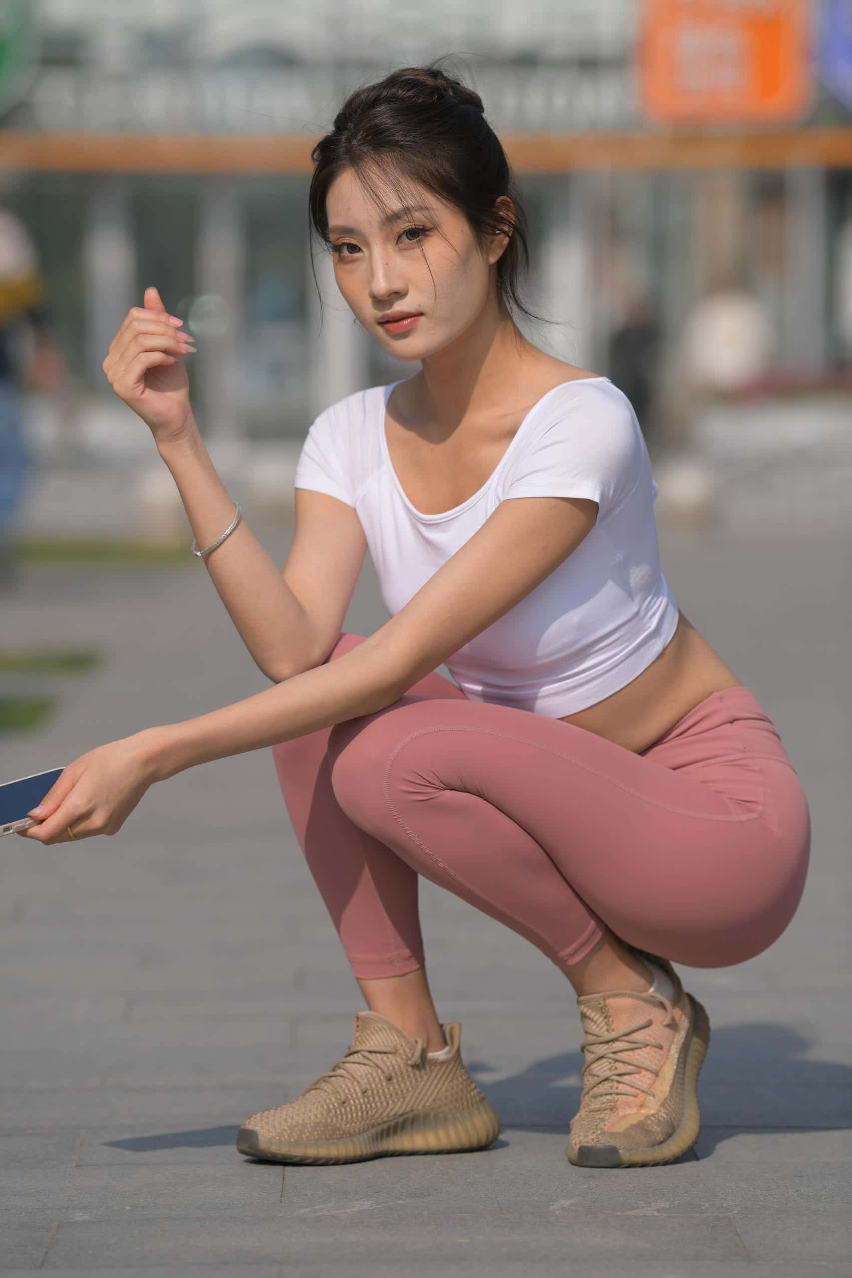 图片[4]-粉红色瑜伽裤女孩【 583P】J4915-影集库