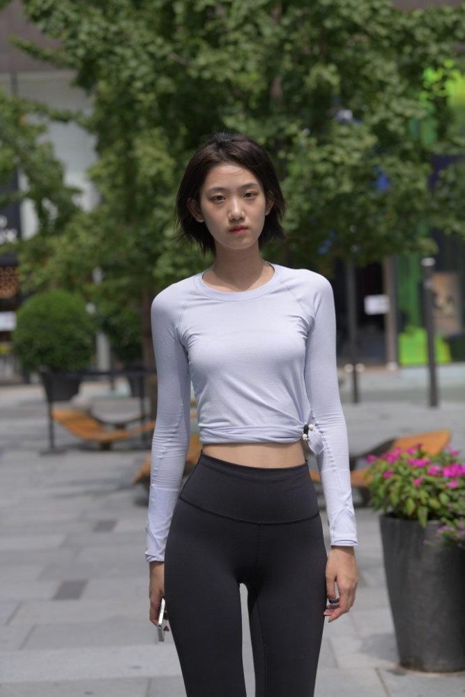 短发长腿的女生J2791 292P-5.71GB-影集库