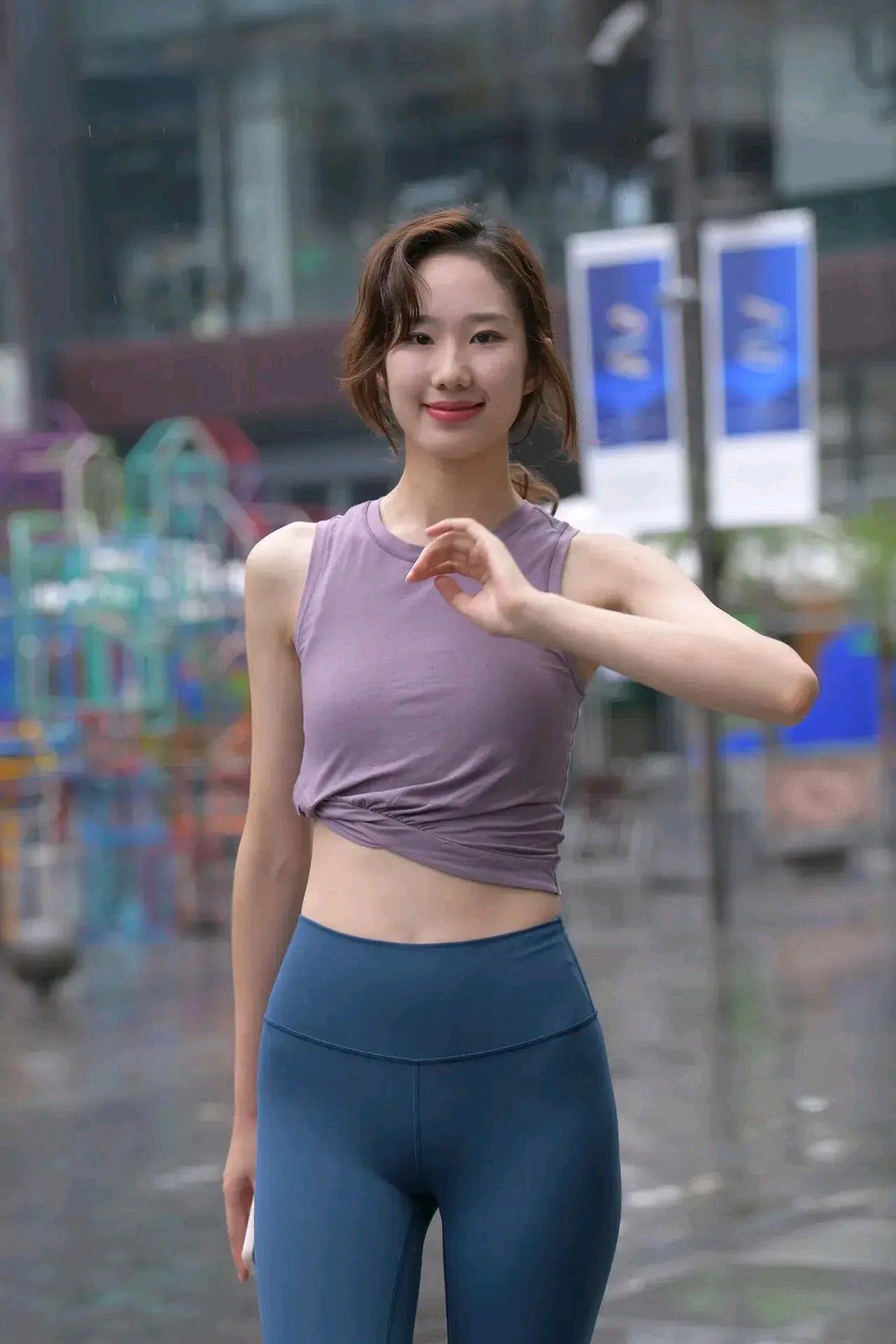 图片[2]-像刘亦菲的蓝色瑜伽裤姑娘J2234 552P1V-20.5GB-影集库