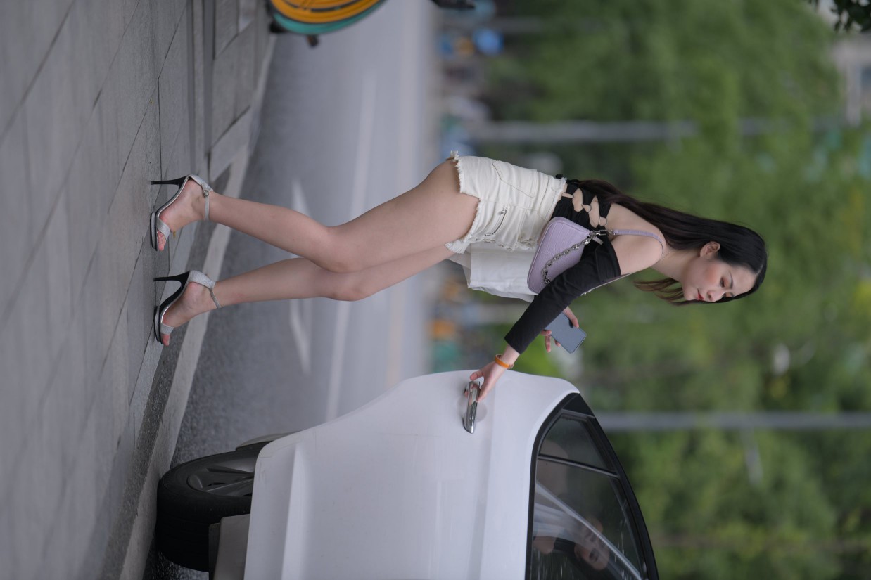 图片[6]-长发飘飘的白色热裤美丽女孩【49P】00029-影集库