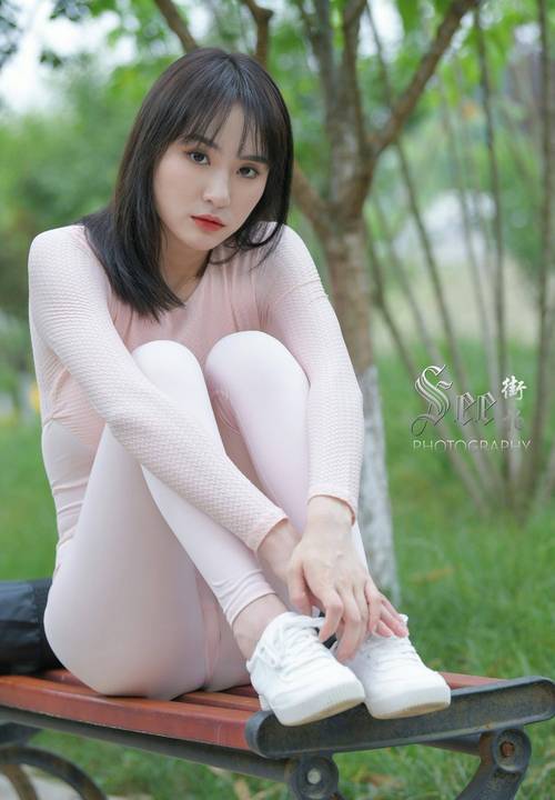 图片[2]-粉粉的瑜伽裤女孩太可爱了 J2090 854P1V-30.4GB-影集库