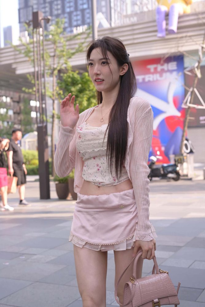 穿蕾丝蛋糕裙的粉色系少女【131P】J7577-影集库
