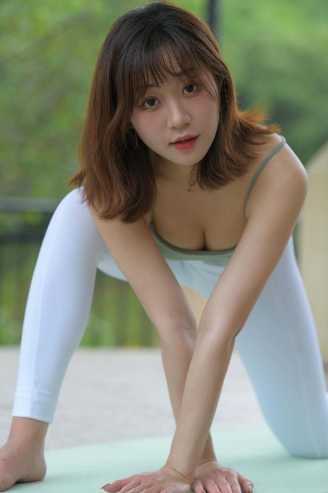 阳光明媚的下午，她迟到了【743P】J1675-影集库