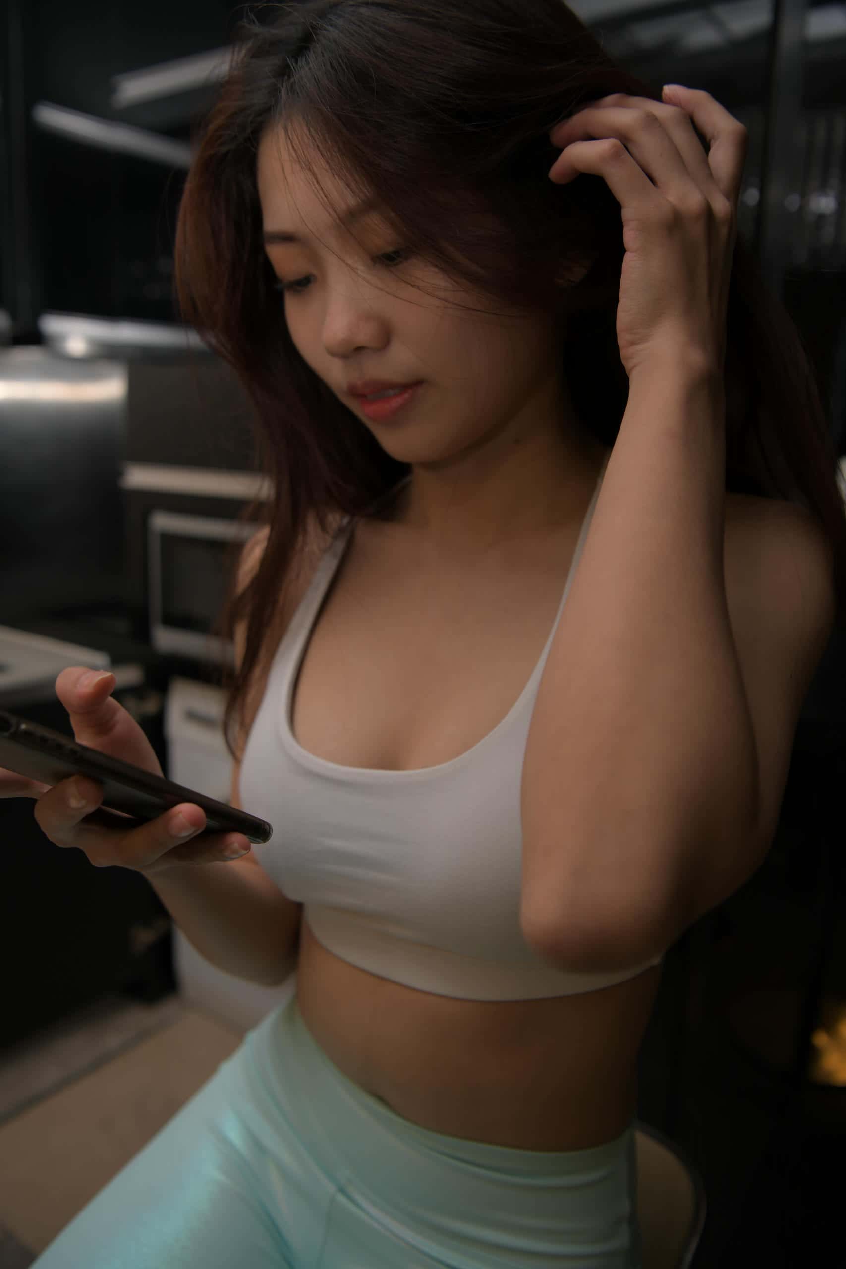 图片[4]-户外玩耍的瑜伽裤小姐姐【467P】J1419-影集库