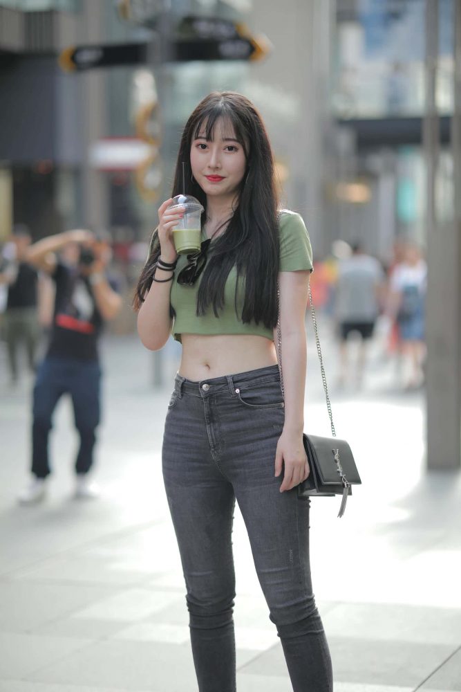 甜美靓丽牛仔裤女孩 【106P】J4144-影集库