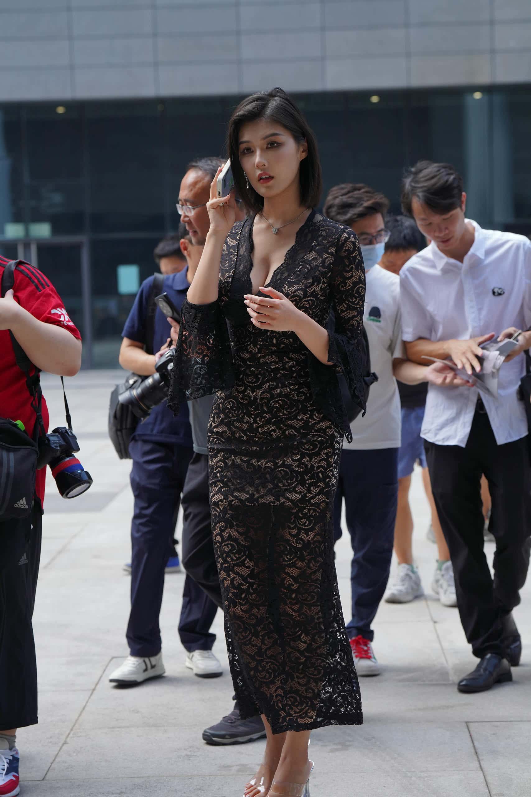 图片[2]-穿黑色透明长裙的姑娘【175P】J8257-影集库
